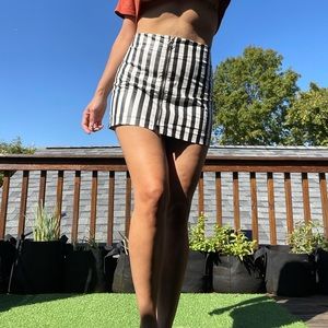 Forever 21 Black & White Stripe Mini Skirt